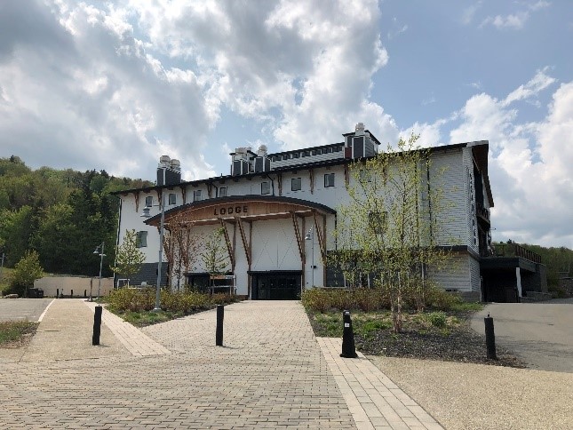 CARINTHIA BASE LODGE, MOUNT SNOW